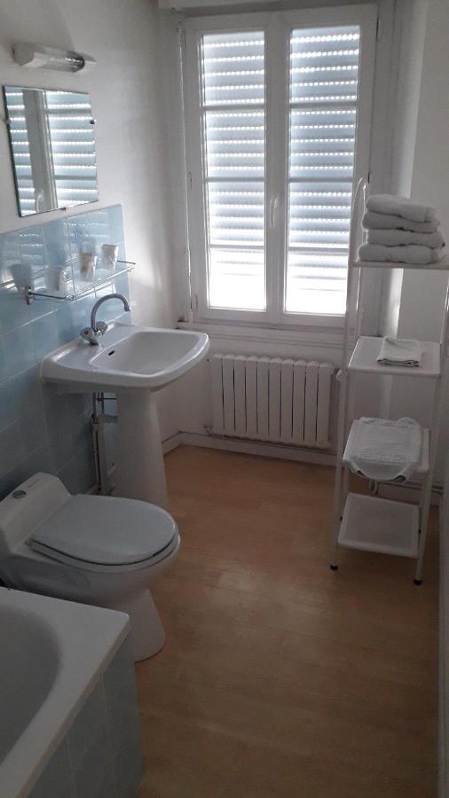 L'Entracte Hotel Saint-Paul-du-Bois Bagian luar foto